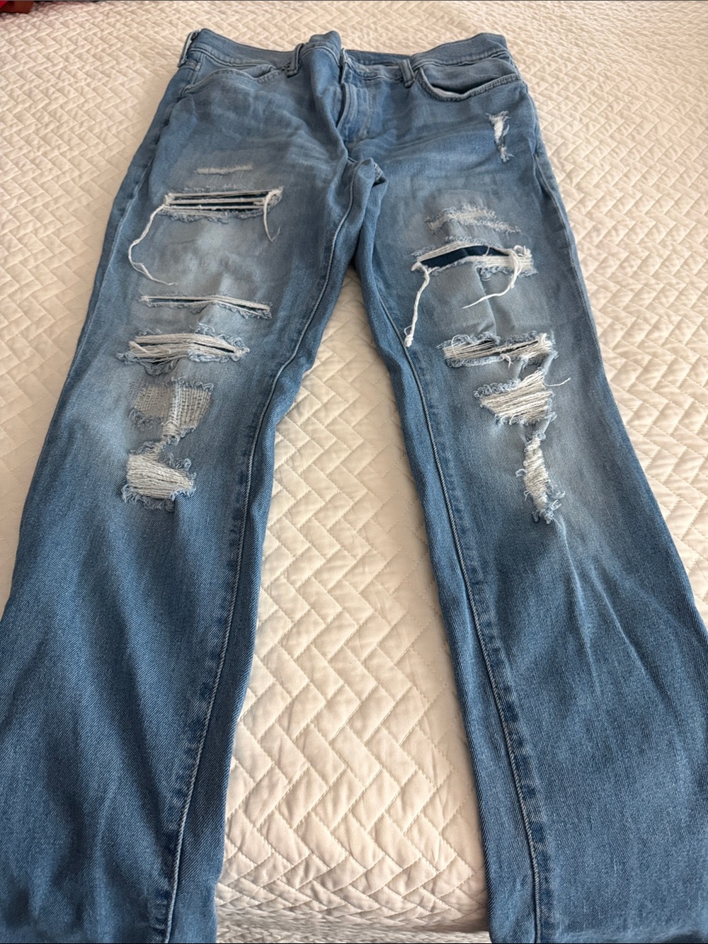 H&M Men's Light Blue Slim Straight Distressed Jeans